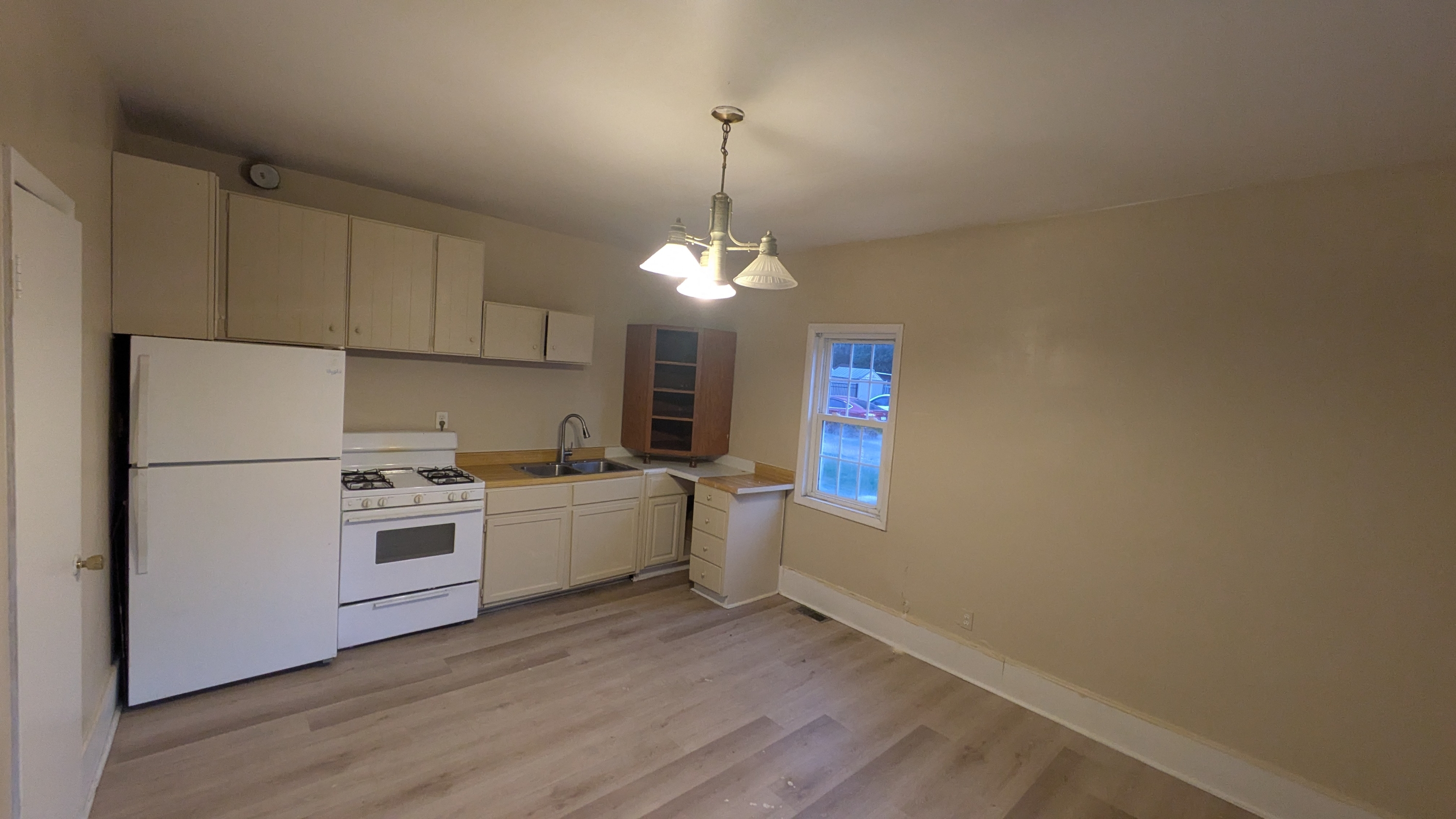 433 East 6th Street-4
